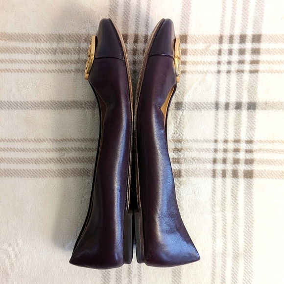 Tory Burch Chelsea Cap-Toe Leather Ballet Flat - Picture 5 of 12